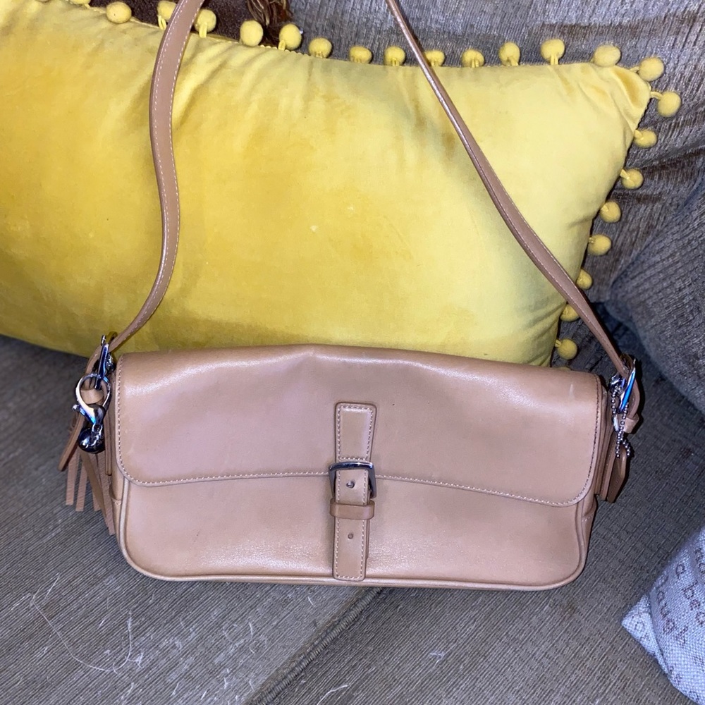 Coach Brown Leather clutch